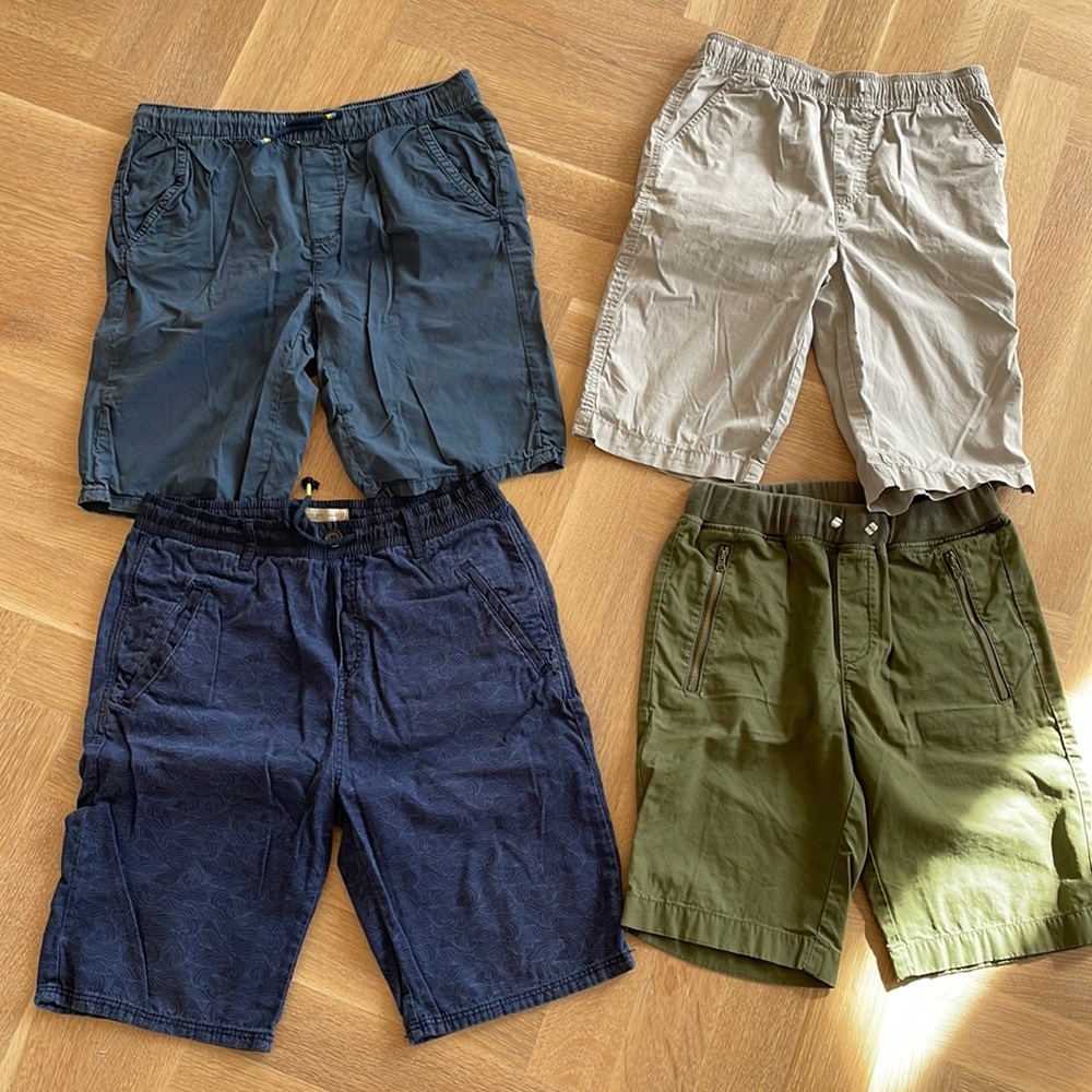 Four pairs boys shorts joe fresh, crewcuts size 14, Zara 13/14